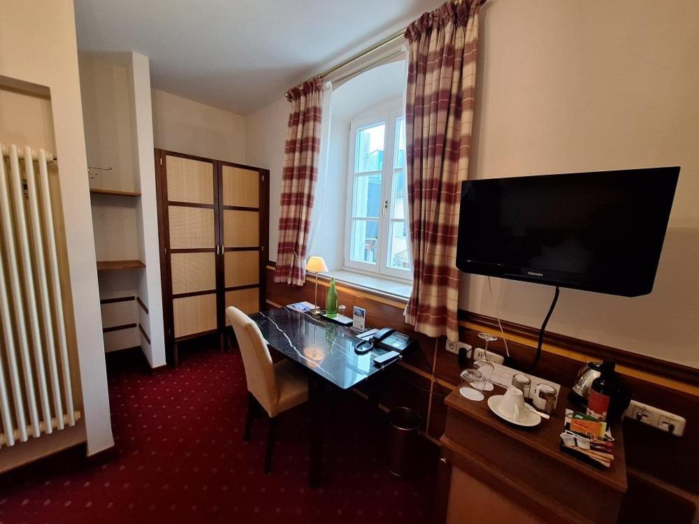 Budget Single Room,1729995699:JPEG