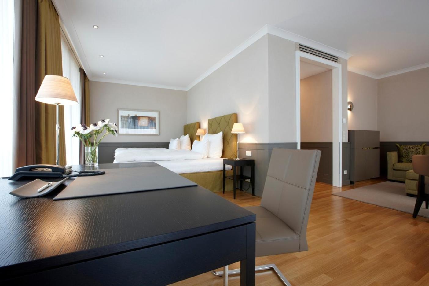 Junior Suite,545333373:JPEG